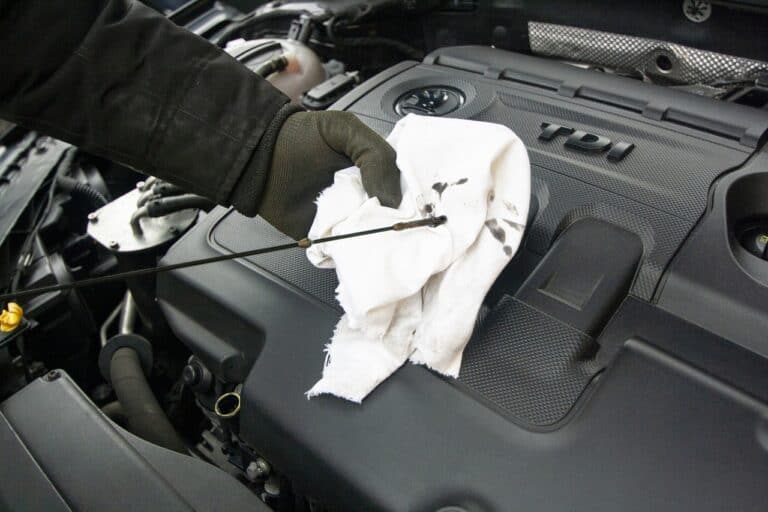 ow Oil Sludge Can Cause Engine Failure_Carolina Mobile Auto