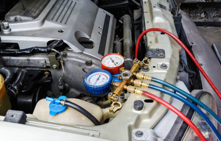 Car Air Conditioning Service: 5 Signs Your Vehicle Needs It